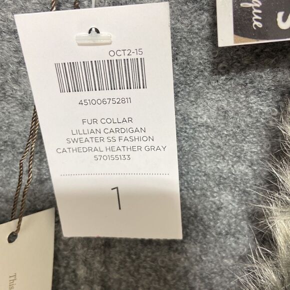 Chicos sweater with faux fur collar - Picture 3 of 8